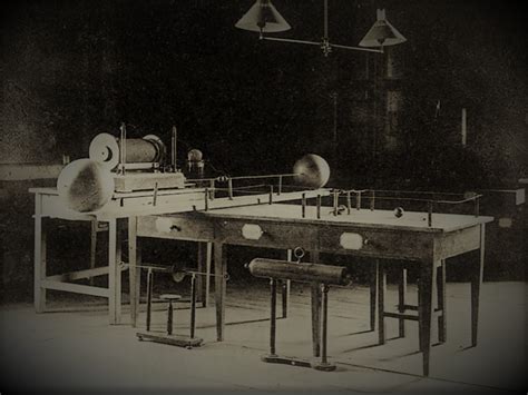 heinrich hertz discovery|The history of Heinrich Hertz and the discovery of radio waves.